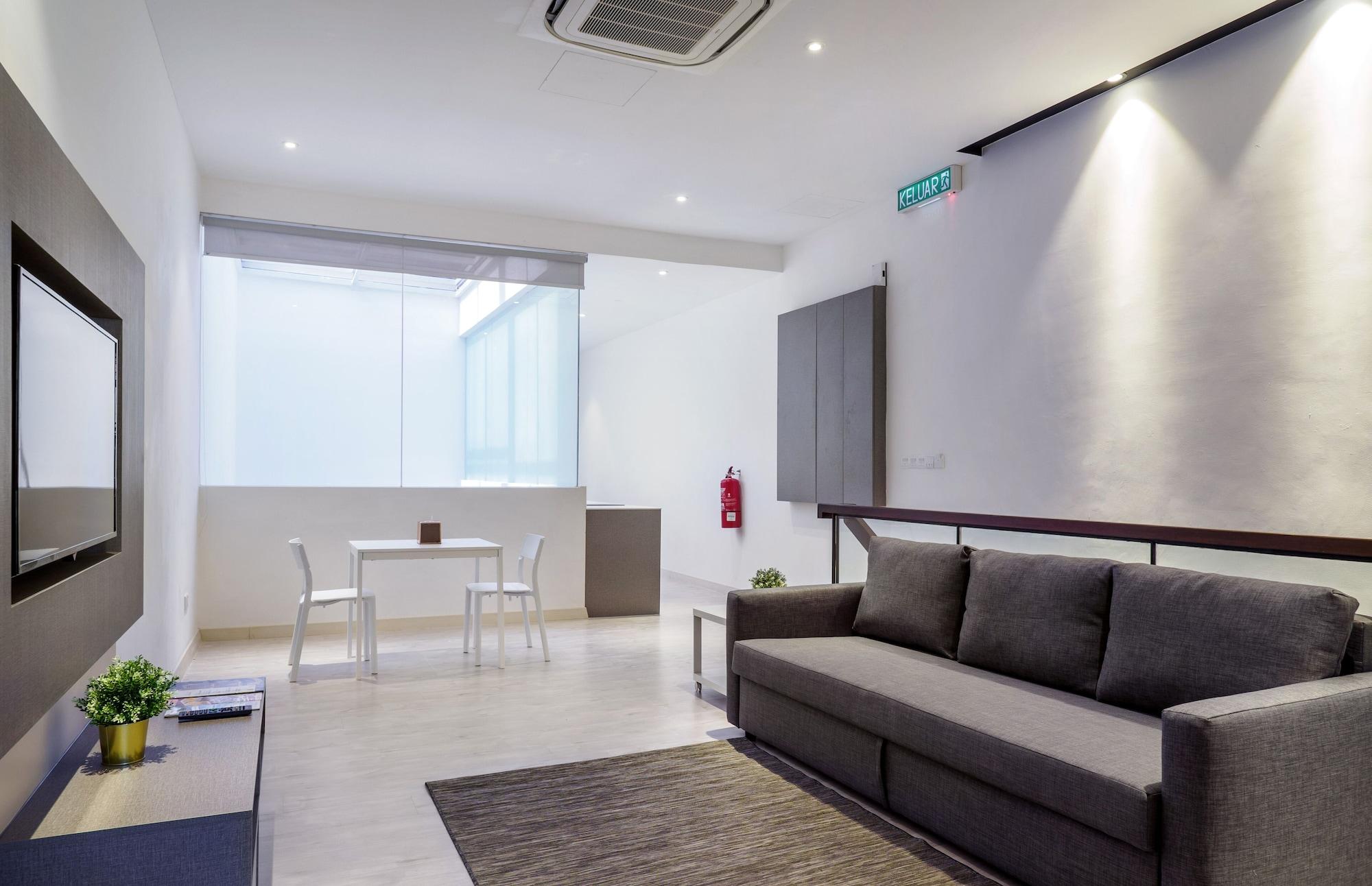 Hutton Central Hotel Managed By The Ascott Limited Джорджтаун Экстерьер фото