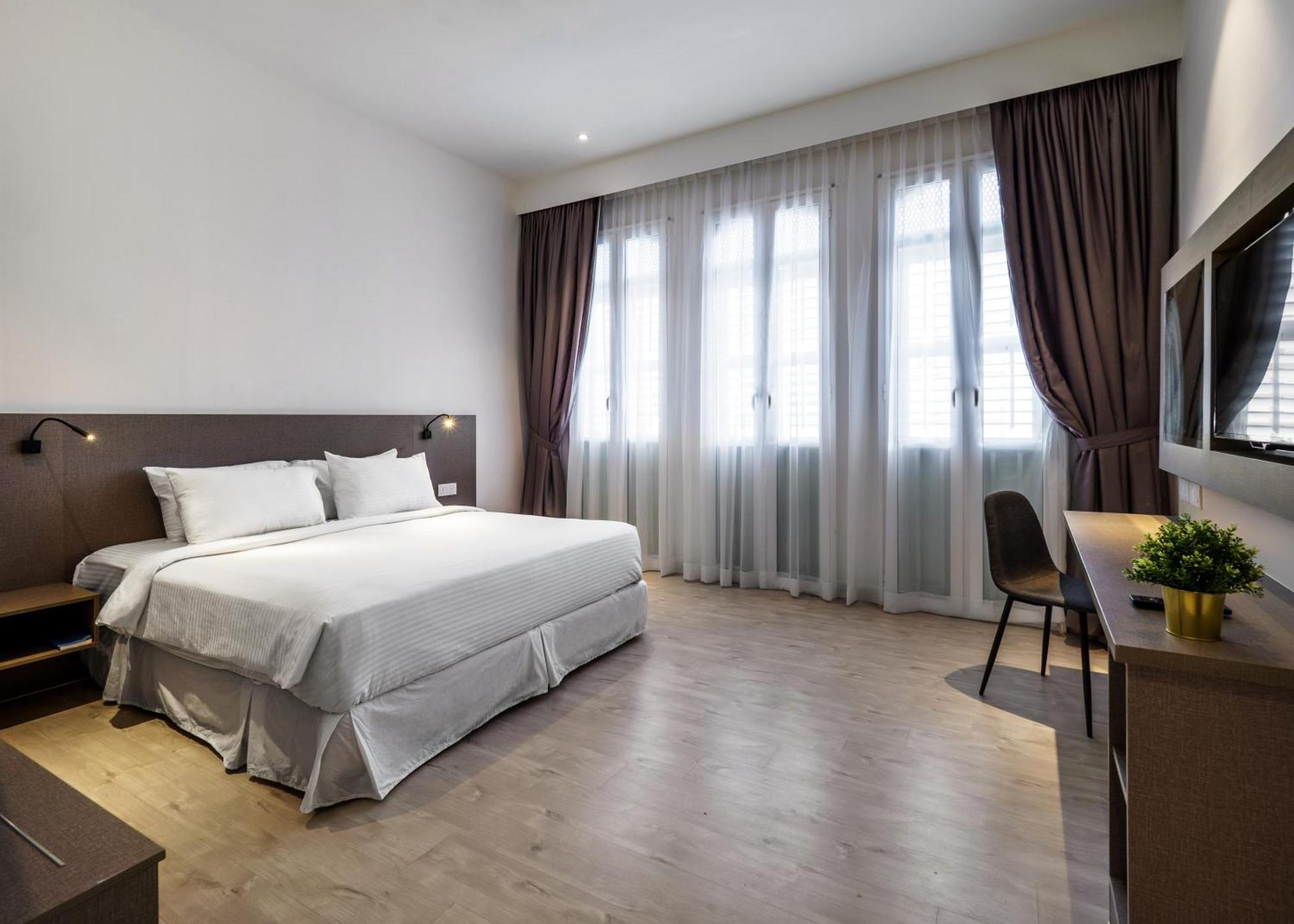 Hutton Central Hotel Managed By The Ascott Limited Джорджтаун Экстерьер фото